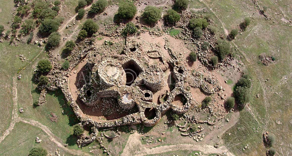 Nuraghe Arrubiu